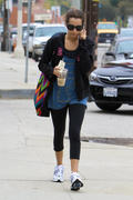 http://img241.imagevenue.com/loc150/th_68028_Ashley_Tisdale_At_a_studio_in_North_Hollywood4_122_150lo.jpg