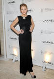 th_23477_BlakeLively_Chanel_benefit_for_Sloan_Kettering_33_122_405lo.jpg