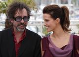 Канны (Annual Cannes International Film Festival ) - Страница 2 Th_70012_Celebutopia_KateBeckinsale_PhotocallfortheJuryatthe63rdAnnualCannesFilmFestival_06_122_419lo