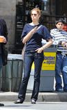 th_92679_Preppie_Karolina_Kurkova_tries_to_hail_a_cab_in_New_York_City_05.02.03_154_122_43lo.JPG
