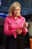 th_29000_Preppie_-_Reese_Witherspoon_at_Good_Morning_America_in_New_York_City_-_October_28_2009_0197_122_46lo.JPG