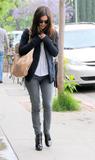 th_14506_Celebutopia-Rachel_Bilson_out_and_about_on_business_appointments_in_Hollywood-03_122_505lo.jpg