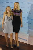 th_24309_Preppie_-_Kristen_Bell_at_the_photocall_for_the_Germany_premiere_of_All_Inclusive_-_October_139_2009_2107_122_550lo.jpg