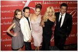 http://img241.imagevenue.com/loc39/th_79143_Fashion_Groups_25th_annual_Night_of_Stars_2008_8072_122_39lo.jpg